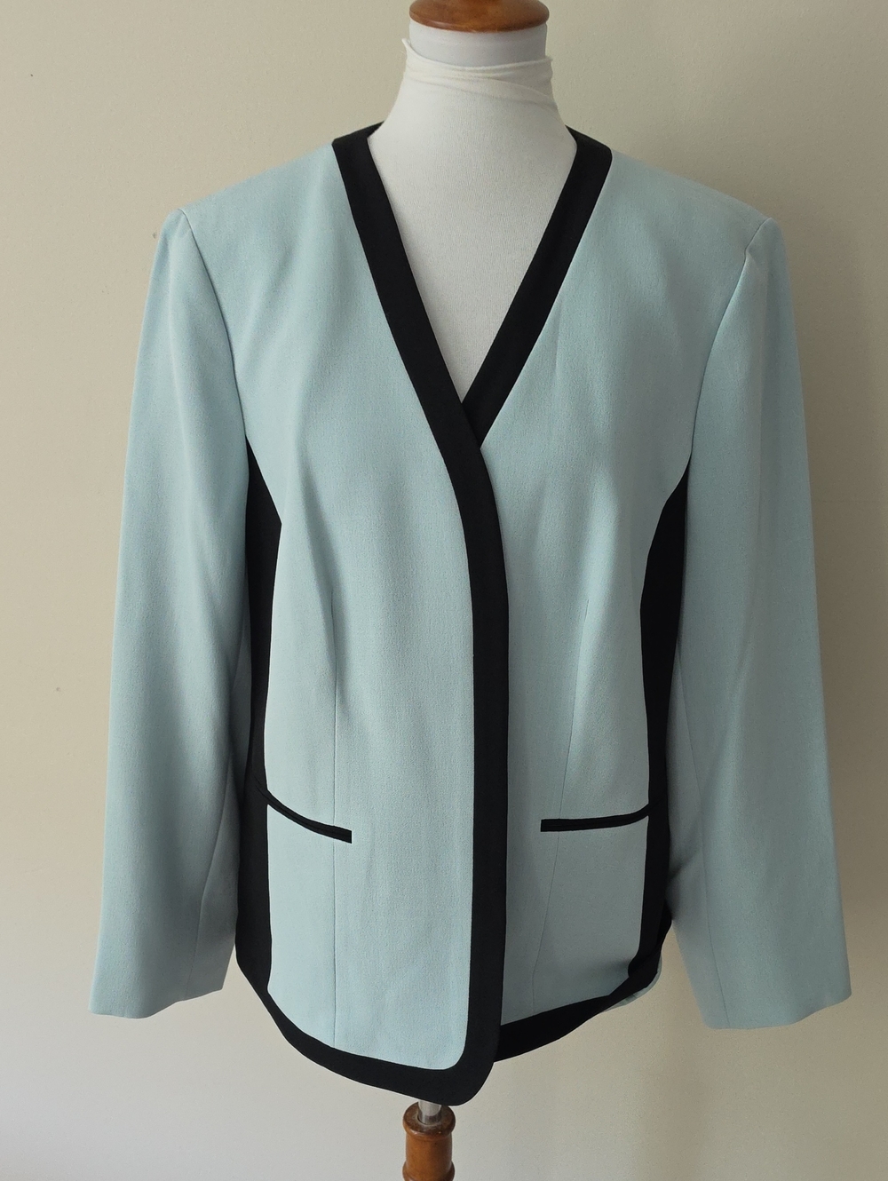 Kasper Brand New Elegant Women's Black and Light Blue Jacket